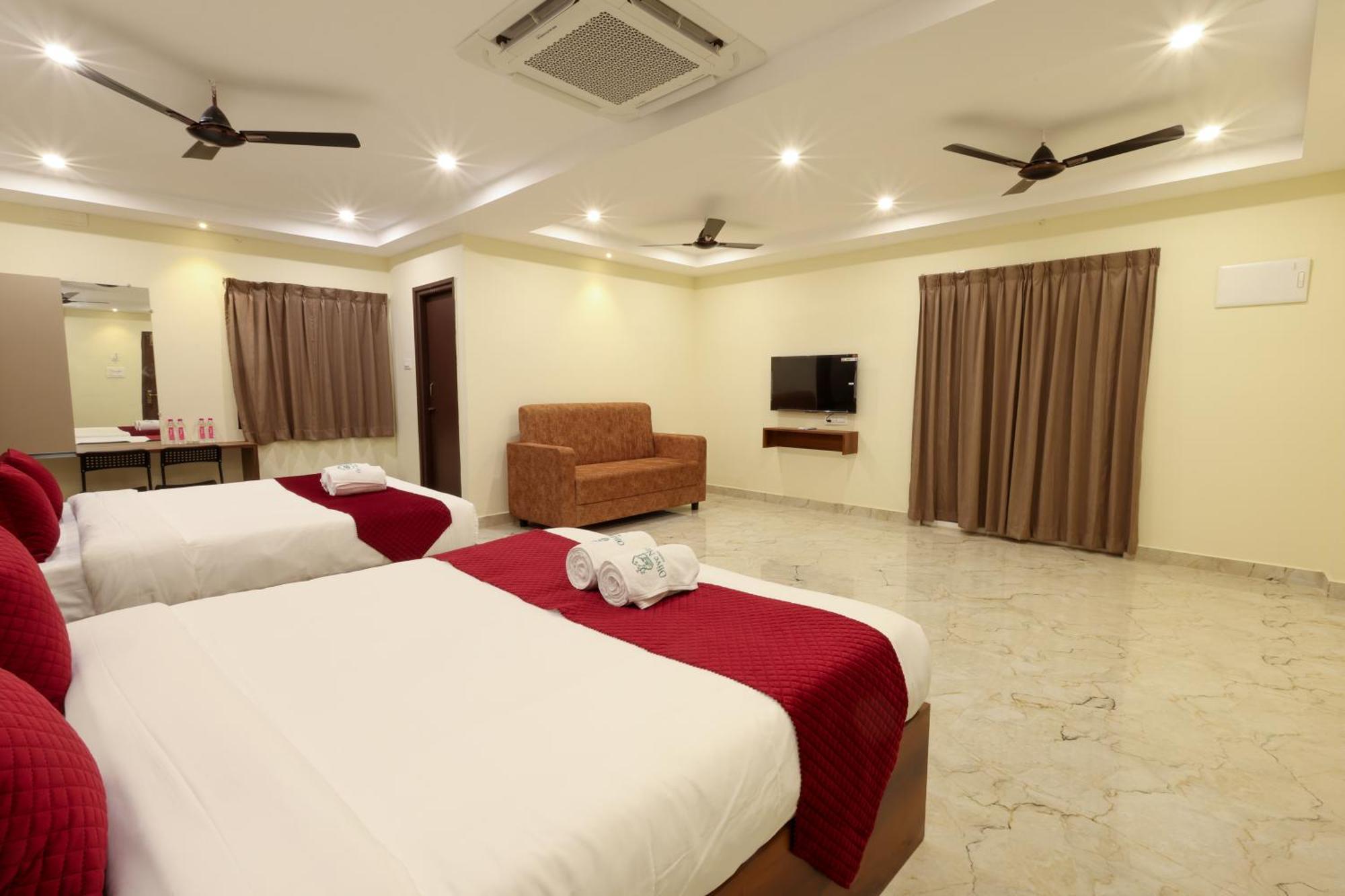 Hotel Olive Nest- Tirupati Bus Stand- 300 Meters, Railway Station- 400 Meters Exterior foto